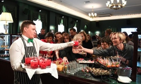 ������ ����������� ����� �������� ������: ����� � ����