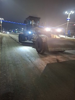 Прямо сейчас коммунальная техника работает на улицах города Балаково