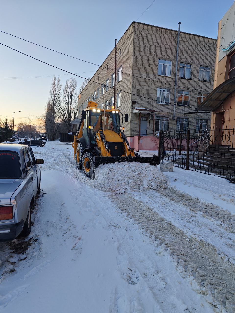 Сегодня вечером провели совещание с управляющими организациями Сегодня вечером провели совещание с управляющими организациями