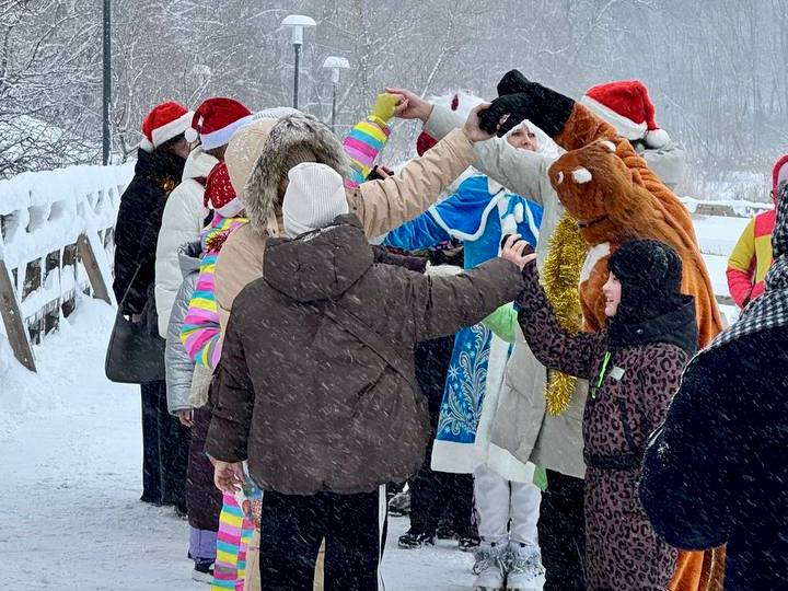 Зимние забавы в парке «Семхоз» в самом разгаре