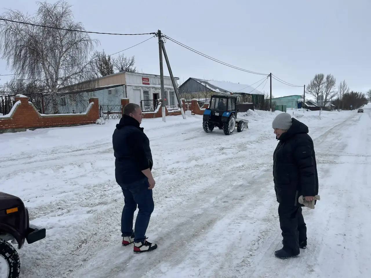 По поручению главы города Михаила Исаева продолжается выездной контроль должностных лиц по уборке снега и наледи По поручению главы города Михаила Исаева продолжается выездной контроль должностных лиц по уборке снега и наледи