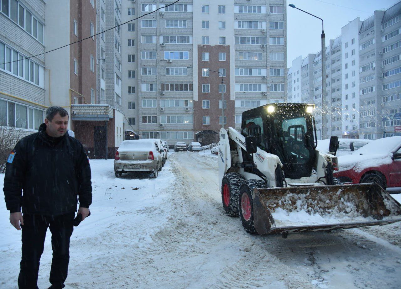 Сегодня мы провели объезд по дворам Балаково Сегодня мы провели объезд по дворам Балаково