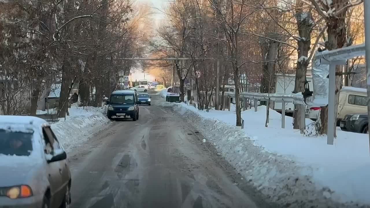По поручению главы города Михаила Исаева продолжается выездной контроль должностных лиц по уборке снега и наледи
