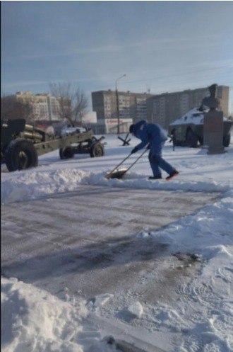 Мероприятия по очистке территорий продолжаются Мероприятия по очистке территорий продолжаются