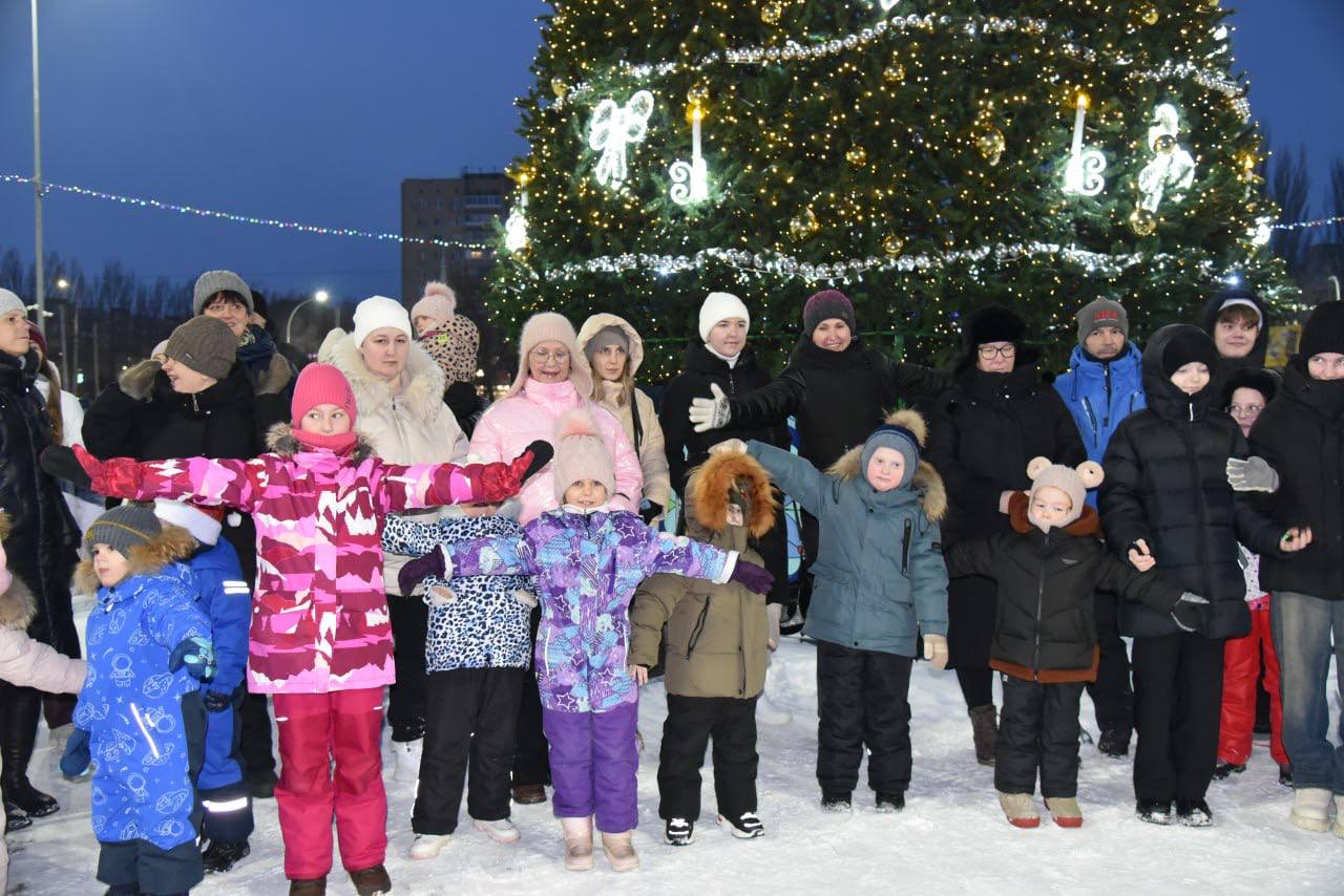 «Новогодняя путаница»: праздник для детей в парке «Центральный» «Новогодняя путаница»: праздник для детей в парке «Центральный»