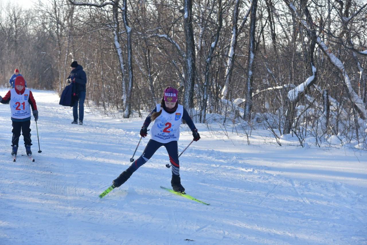 Лыжный сезон на «Эдельвейсе» начался с «Рождественской гонки» Лыжный сезон на «Эдельвейсе» начался с «Рождественской гонки»