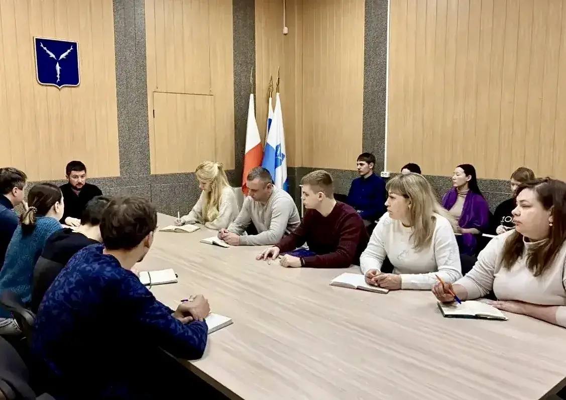 Провел оперативный штаб по вопросу контроля за устранением правообладателями объектов последствий непогоды на прилегающих территориях Провел оперативный штаб по вопросу контроля за устранением правообладателями объектов последствий непогоды на прилегающих территориях