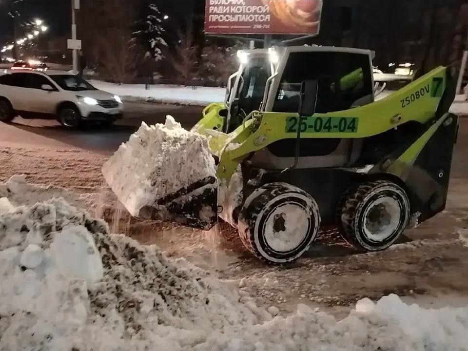 В городах области ведутся мероприятия по уборке от снега и наледи В городах области ведутся мероприятия по уборке от снега и наледи