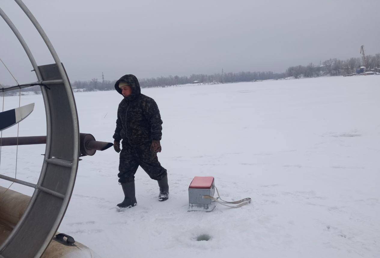 В Балаково прошел рейд по безопасности на льду В Балаково прошел рейд по безопасности на льду
