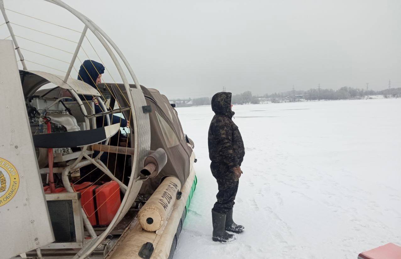 В Балаково прошел рейд по безопасности на льду В Балаково прошел рейд по безопасности на льду