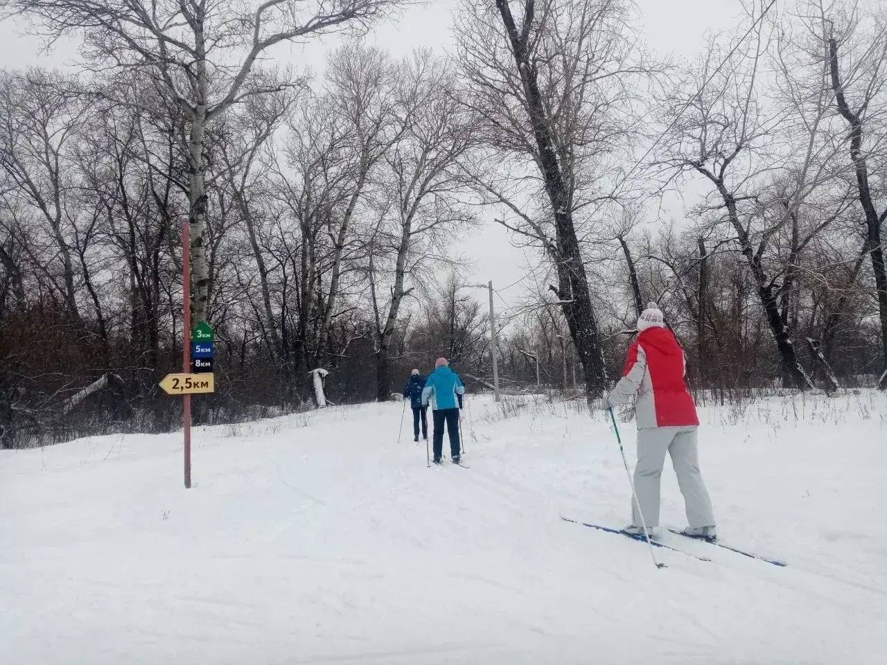 В Энгельсе открыли лыжную трассу