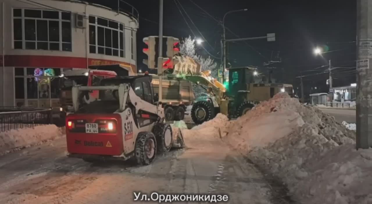 Продолжаем контролировать уборку снега в Заводском районе