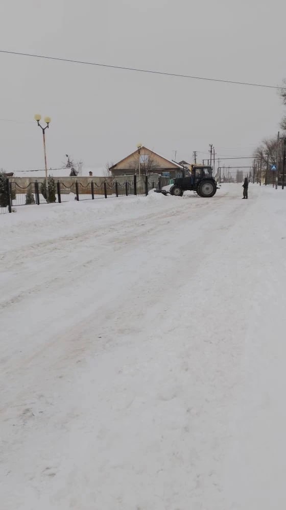 Сегодня все коммунальные службы города работают в усиленном режиме из-за снегопада Сегодня все коммунальные службы города работают в усиленном режиме из-за снегопада