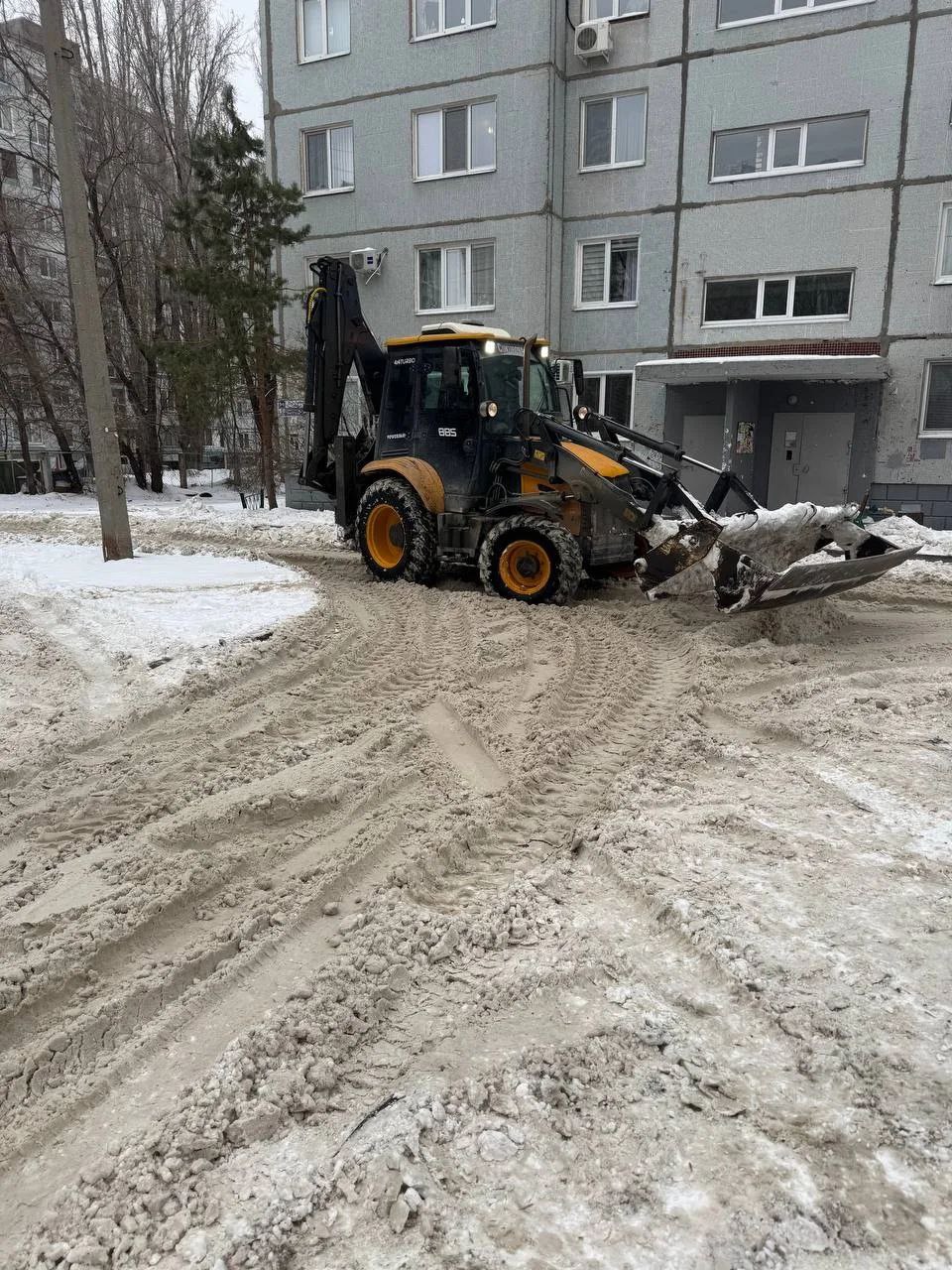Перед окончанием январских выходных провели очередной штаб по уборке снега в городе Перед окончанием январских выходных провели очередной штаб по уборке снега в городе