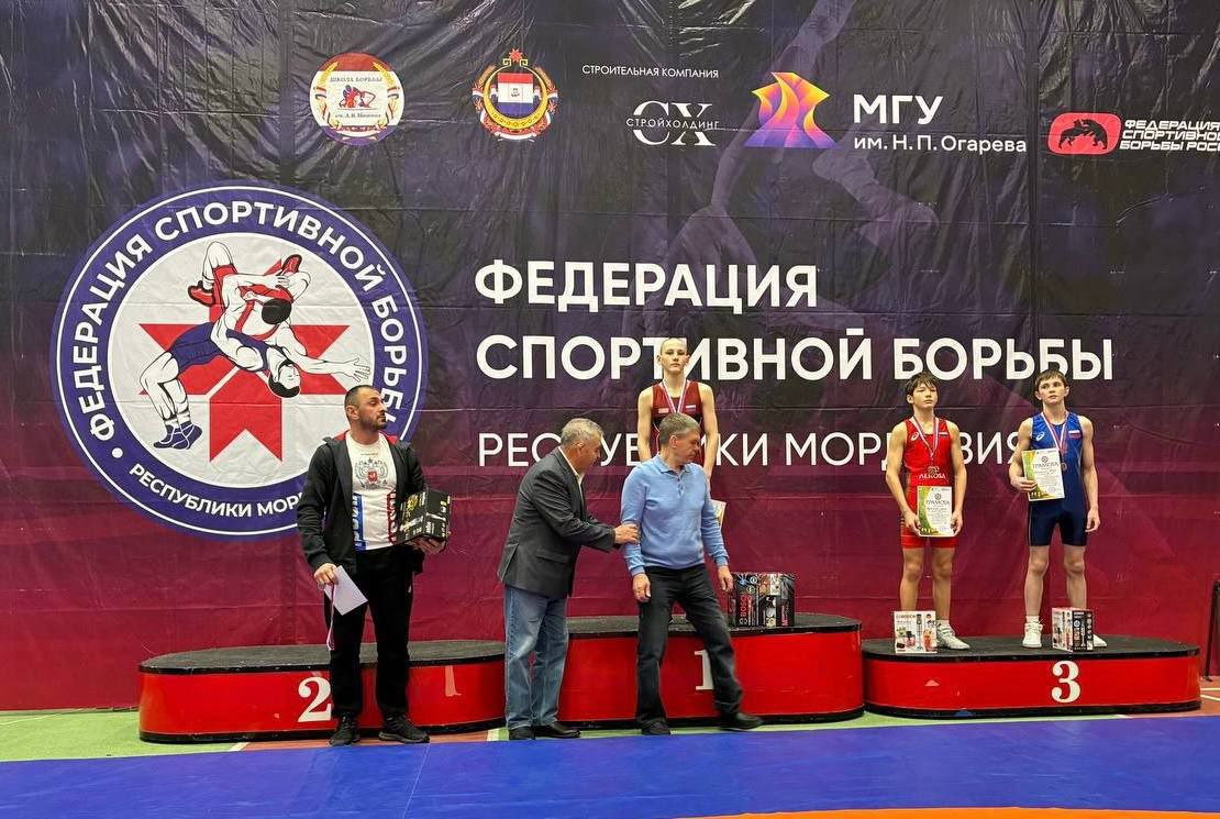 Воспитанники Центральной спортивной школы олимпийского резерва на пьедестале ПФО Воспитанники Центральной спортивной школы олимпийского резерва на пьедестале ПФО