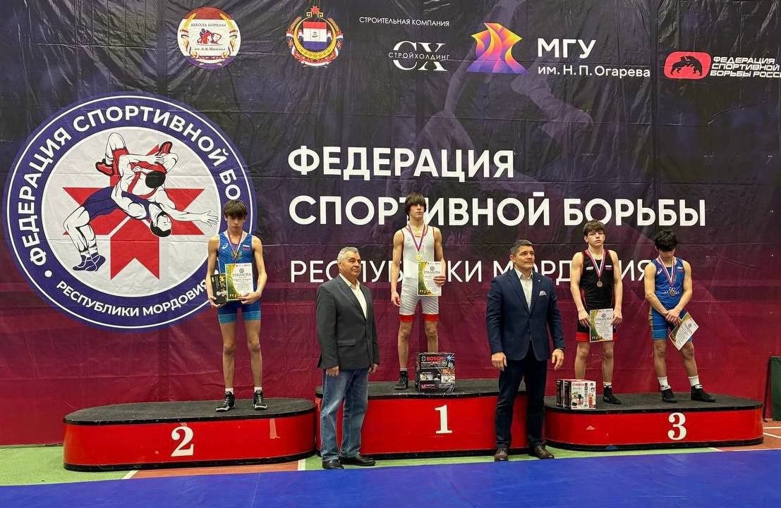 Воспитанники Центральной спортивной школы олимпийского резерва на пьедестале ПФО Воспитанники Центральной спортивной школы олимпийского резерва на пьедестале ПФО