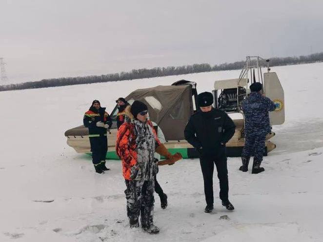 Представители полиции стали участниками профилактического рейда