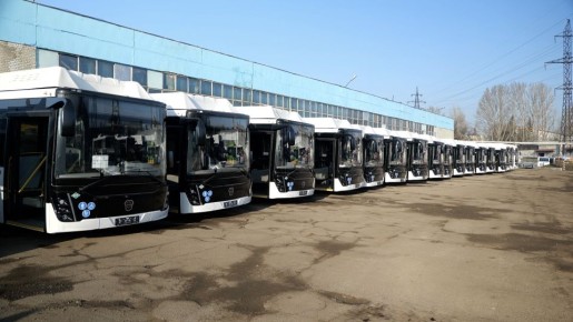 � 15 ������ ������ �������� ����� ���������� �������� �� 8� � 41� �� ������� ������-����������