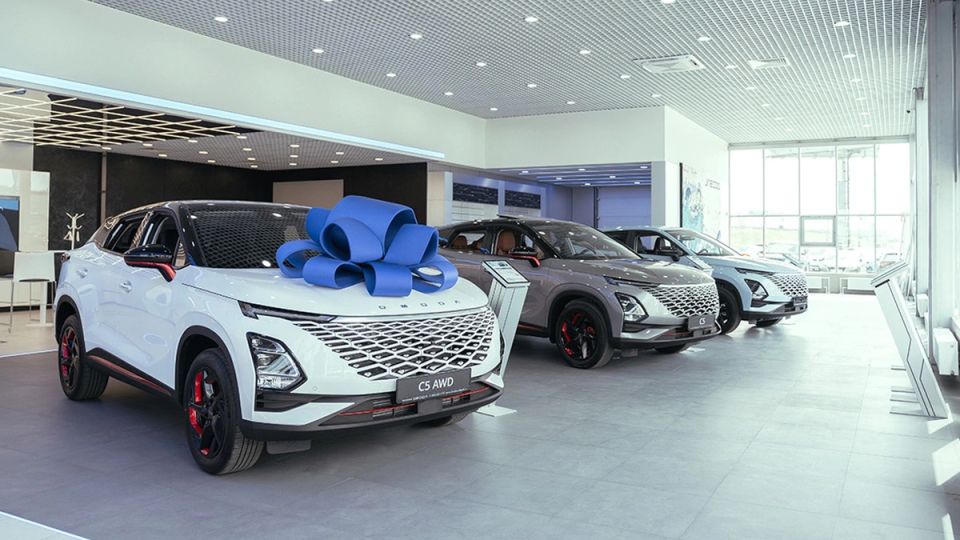 Как новое повышение утильсбора повлияло на интерес россиян к новым машинам?