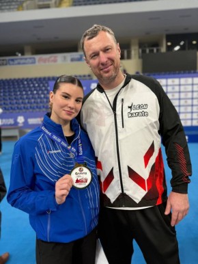 ���������� ������� ��������� ������ ������������� �������-���� �� ������ �Karate one Series A�