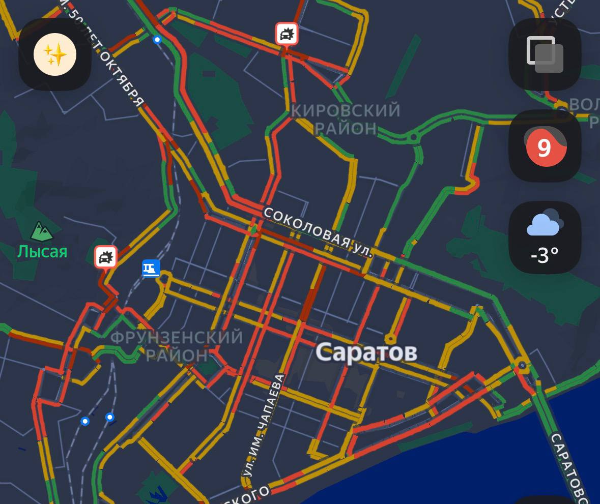 Саратовцы встречают вечер вторника в 9-балльных пробках