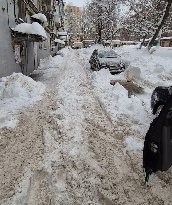 Снег, сосульки, гололед: за плохую уборку снега "управляшки" и ТСЖ могут штрафовать до 300 тыс Снег, сосульки, гололед: за плохую уборку снега "управляшки" и ТСЖ могут штрафовать до 300 тыс