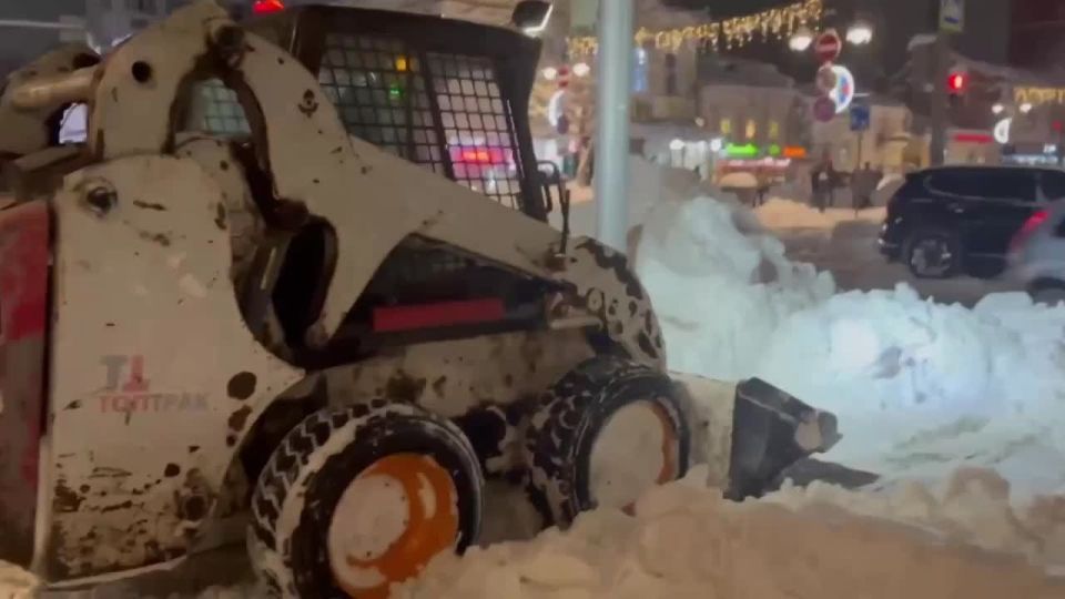 Комплексная уборка снега пройдёт на 46 участках города