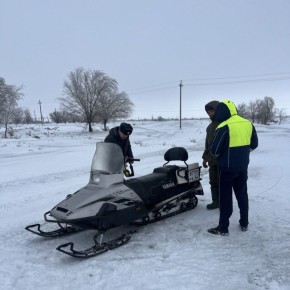 В двух районах области госавтоинспекторы проверили водителей снегоходов