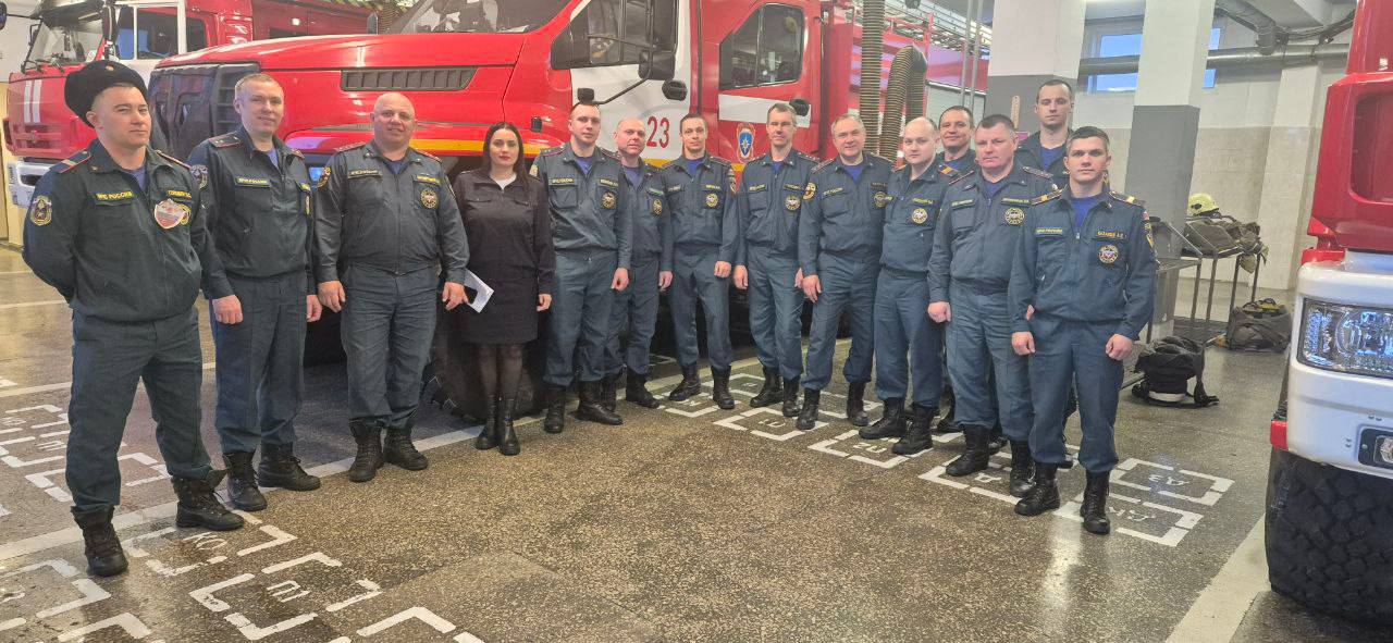 Сотрудники балаковской Госавтоинспекции провели встречу с пожарными-спасателями специальной части в Балаково