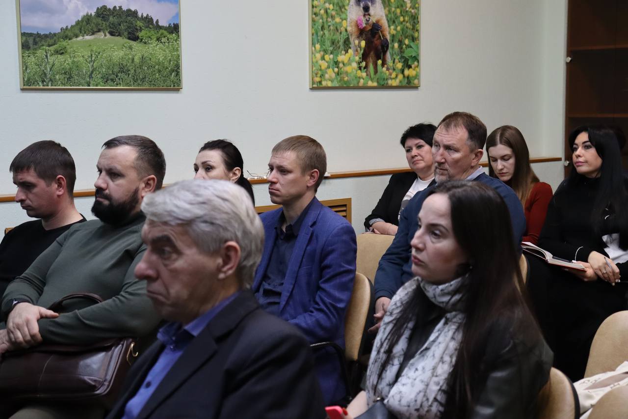 Регоператору поручили навести порядок в сфере обращения с ТКО до конца недели Регоператору поручили навести порядок в сфере обращения с ТКО до конца недели