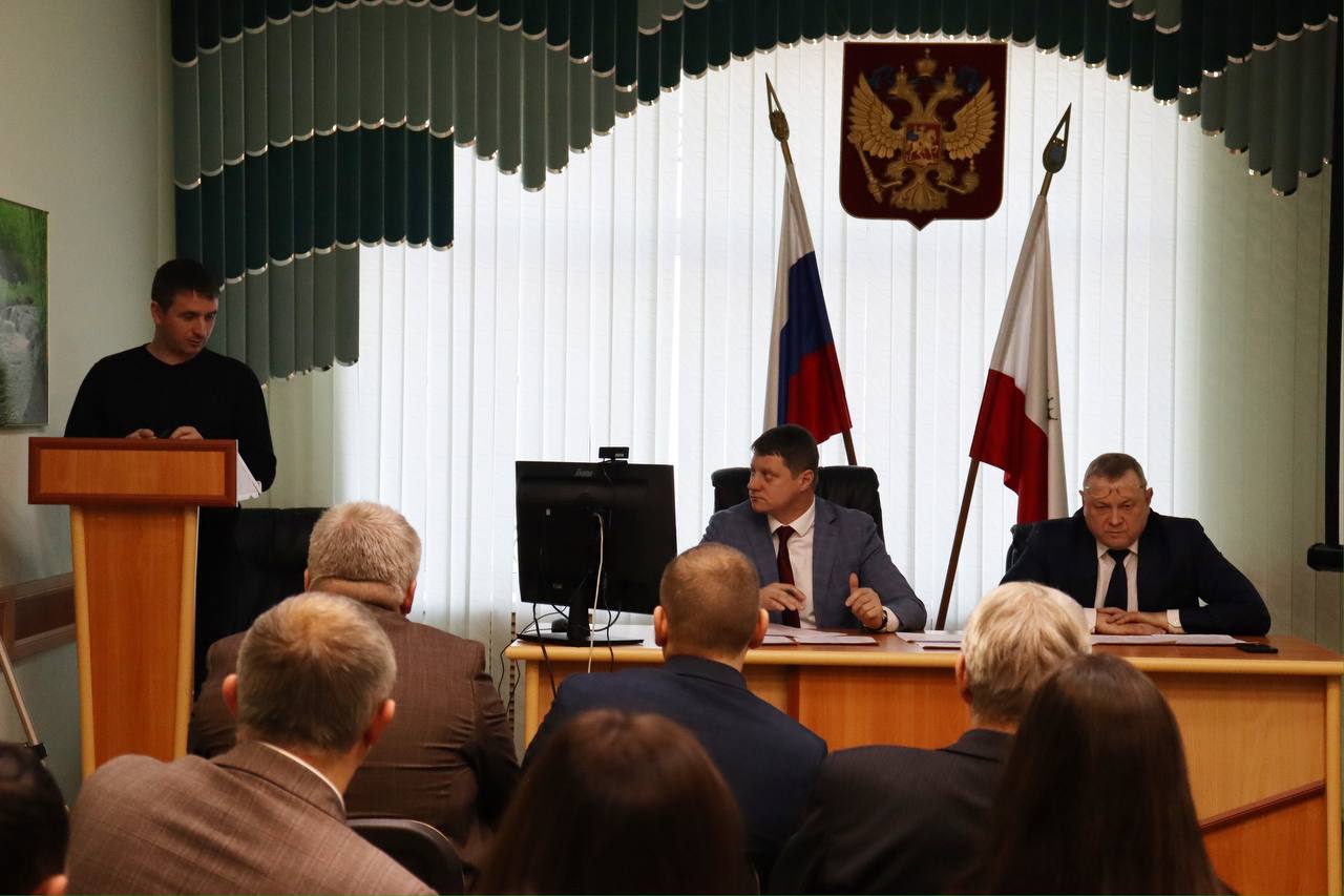 Регоператору поручили навести порядок в сфере обращения с ТКО до конца недели Регоператору поручили навести порядок в сфере обращения с ТКО до конца недели