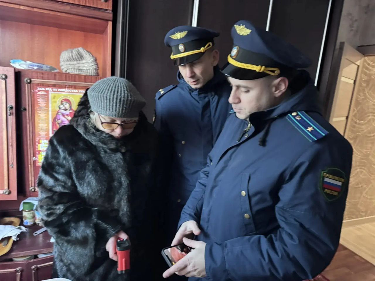 По поручению прокурора Саратовской области Сергея Филипенко прокуратура провела проверку информации об отсутствии отопления и горячего водоснабжения в некоторых многоквартирных домах Энгельса По поручению прокурора Саратовской области Сергея Филипенко прокуратура провела проверку информации об отсутствии отопления и горячего водоснабжения в некоторых многоквартирных домах Энгельса