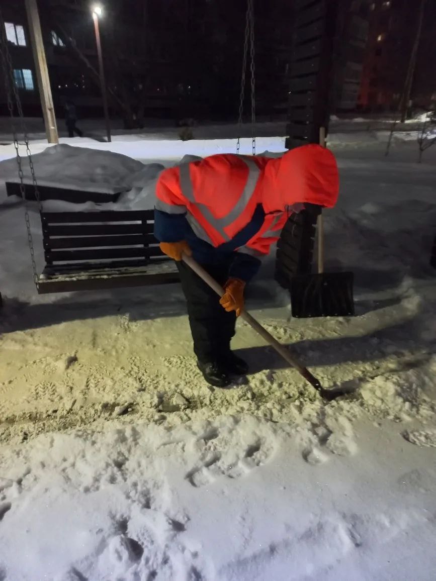 Коммунальные службы работают в усиленном режиме Коммунальные службы работают в усиленном режиме