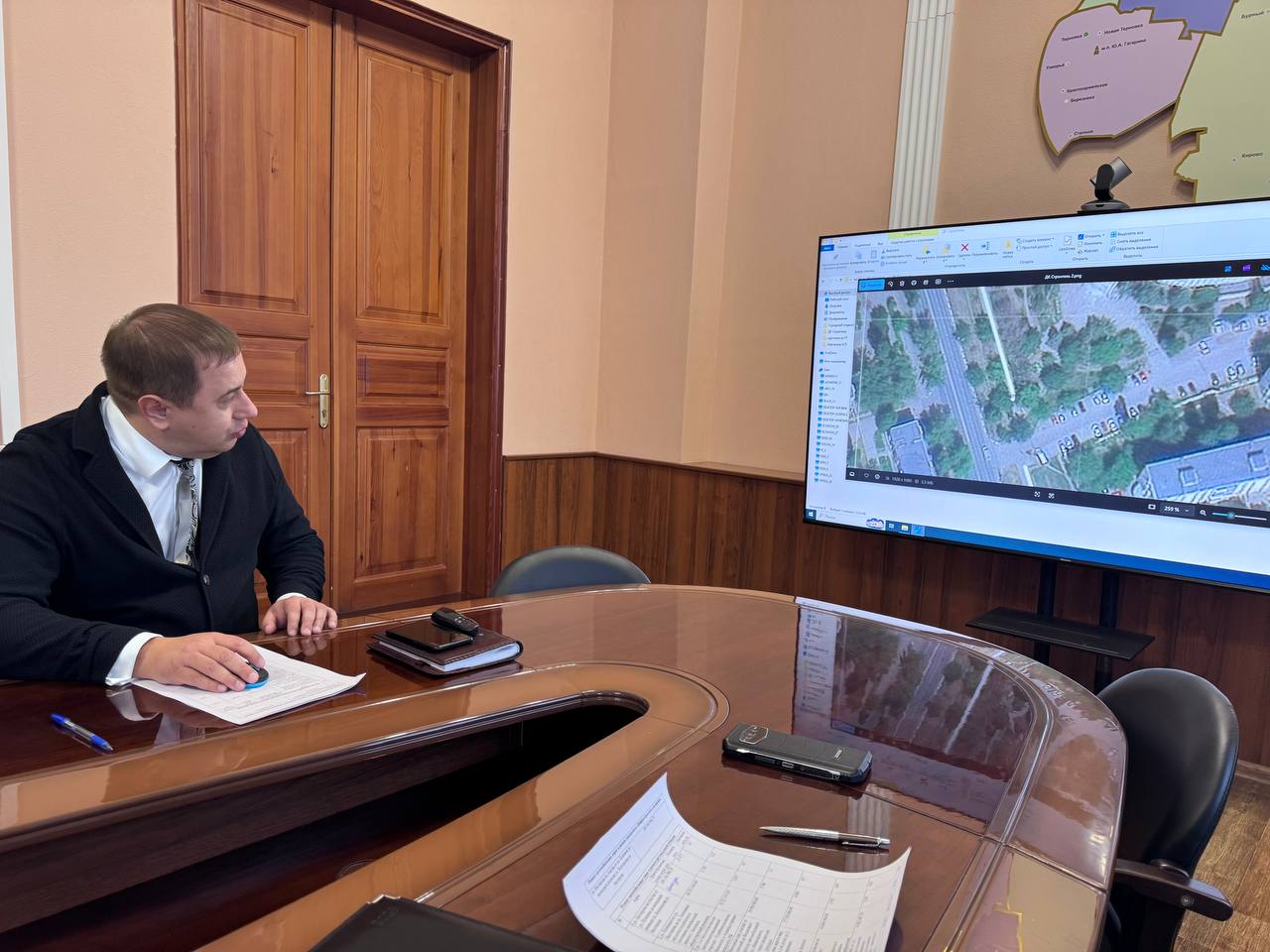 В текущем году в Энгельсе благоустроят еще три общественные территории, набравшие наибольше количество голосов в рамках программы «Формирование комфортной городской среды» нацпроекта «Жилье и городская среда»... В текущем году в Энгельсе благоустроят еще три общественные территории, набравшие наибольше количество голосов в рамках программы «Формирование комфортной городской среды» нацпроекта «Жилье и городская среда»...