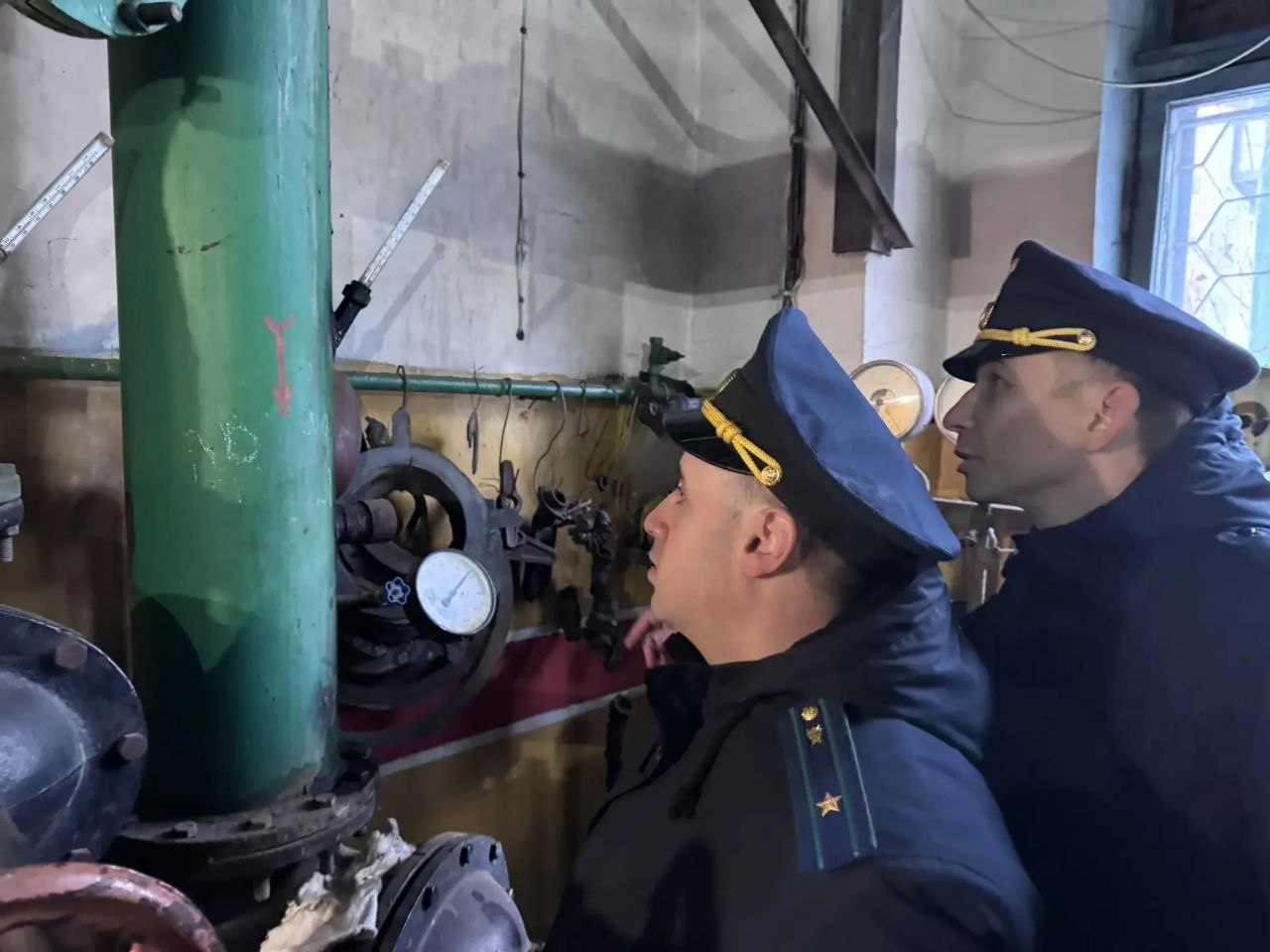 По поручению прокурора Саратовской области Сергея Филипенко прокуратура провела проверку информации об отсутствии отопления и горячего водоснабжения в некоторых многоквартирных домах Энгельса По поручению прокурора Саратовской области Сергея Филипенко прокуратура провела проверку информации об отсутствии отопления и горячего водоснабжения в некоторых многоквартирных домах Энгельса