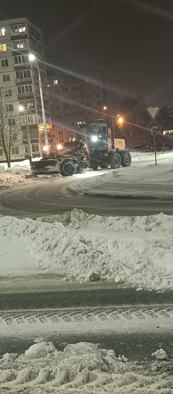 Коммунальные службы работают в усиленном режиме Коммунальные службы работают в усиленном режиме