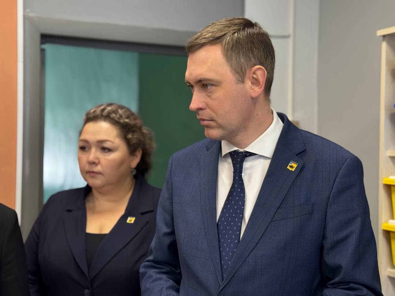 В ходе объезда муниципальных образований посетил несколько сельских школ В ходе объезда муниципальных образований посетил несколько сельских школ