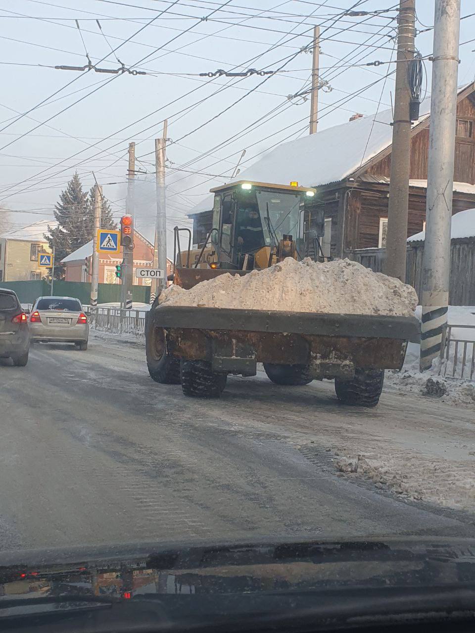 Очистка снега в городе Балаково ведётся в ежедневном режиме Очистка снега в городе Балаково ведётся в ежедневном режиме