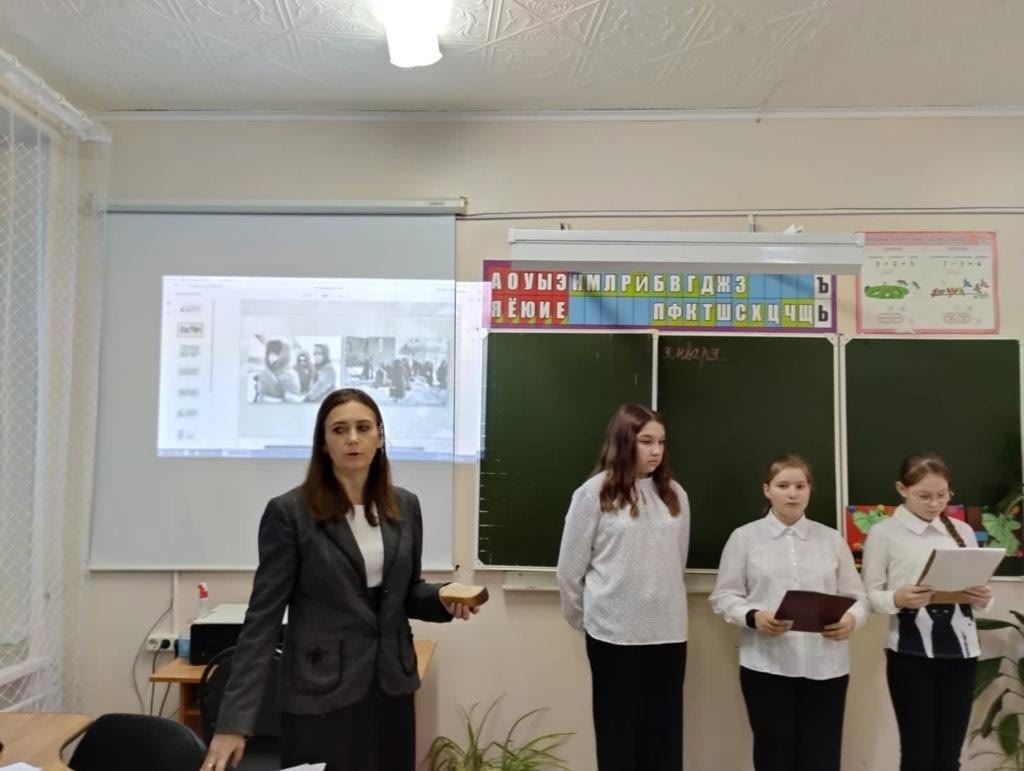 В Балаковском районе завершилась Всероссийская акция «Блокадный хлеб» В Балаковском районе завершилась Всероссийская акция «Блокадный хлеб»