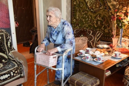 В день полного освобождения Ленинграда от фашистской блокады встретились с ветеранами - жителями блокадного Ленинграда