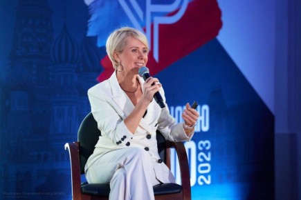 Дорогие товарищи и господа