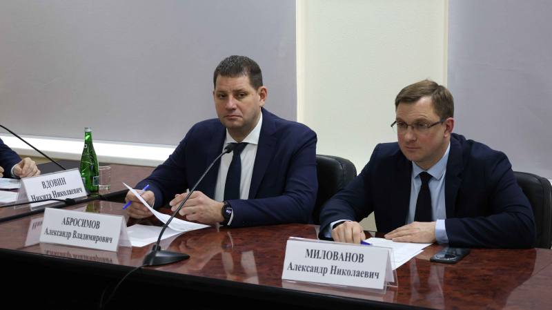 В ГУ МВД России по Саратовской области состоялось заседание Координационного совета при Главке по развитию движения «Юный друг полиции» В ГУ МВД России по Саратовской области состоялось заседание Координационного совета при Главке по развитию движения «Юный друг полиции»