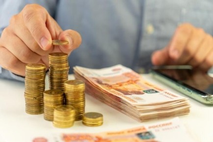 С начала февраля в России увеличат более 40 социальных выплат