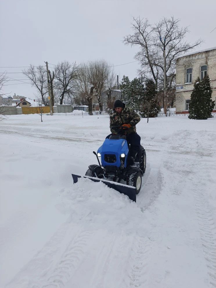 «Комбинат благоустройства» продолжает уборку снега в городе Балаково «Комбинат благоустройства» продолжает уборку снега в городе Балаково