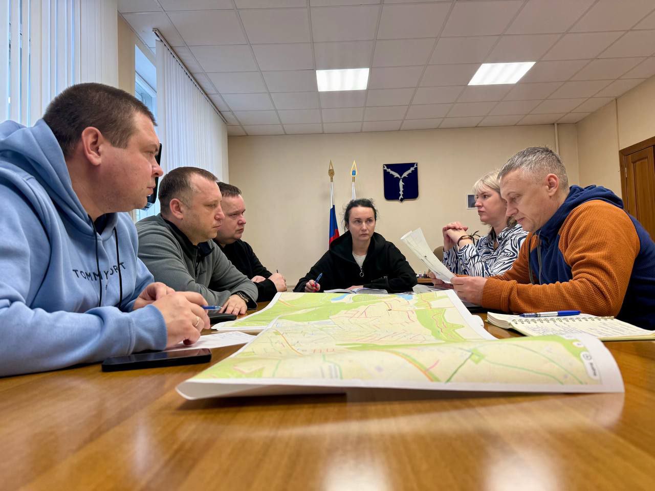 По поручению главы города Михаила Исаева руководители администраций районов провели оперативные штабы