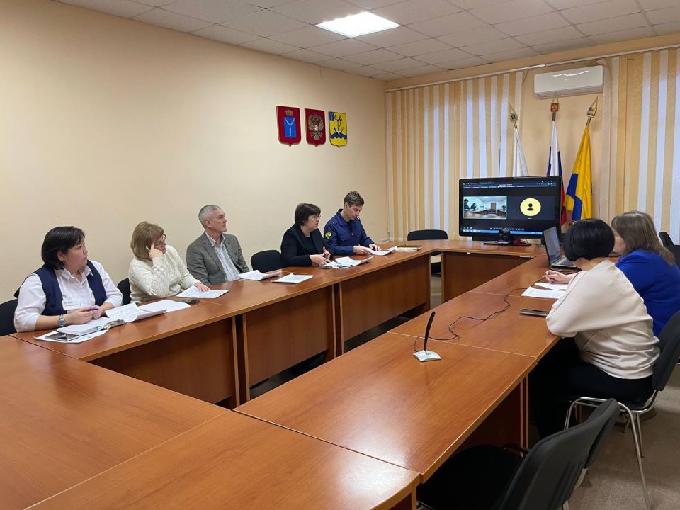 Прокуратура Ровенского района приняла участие в работе комиссии по неформальной занятости