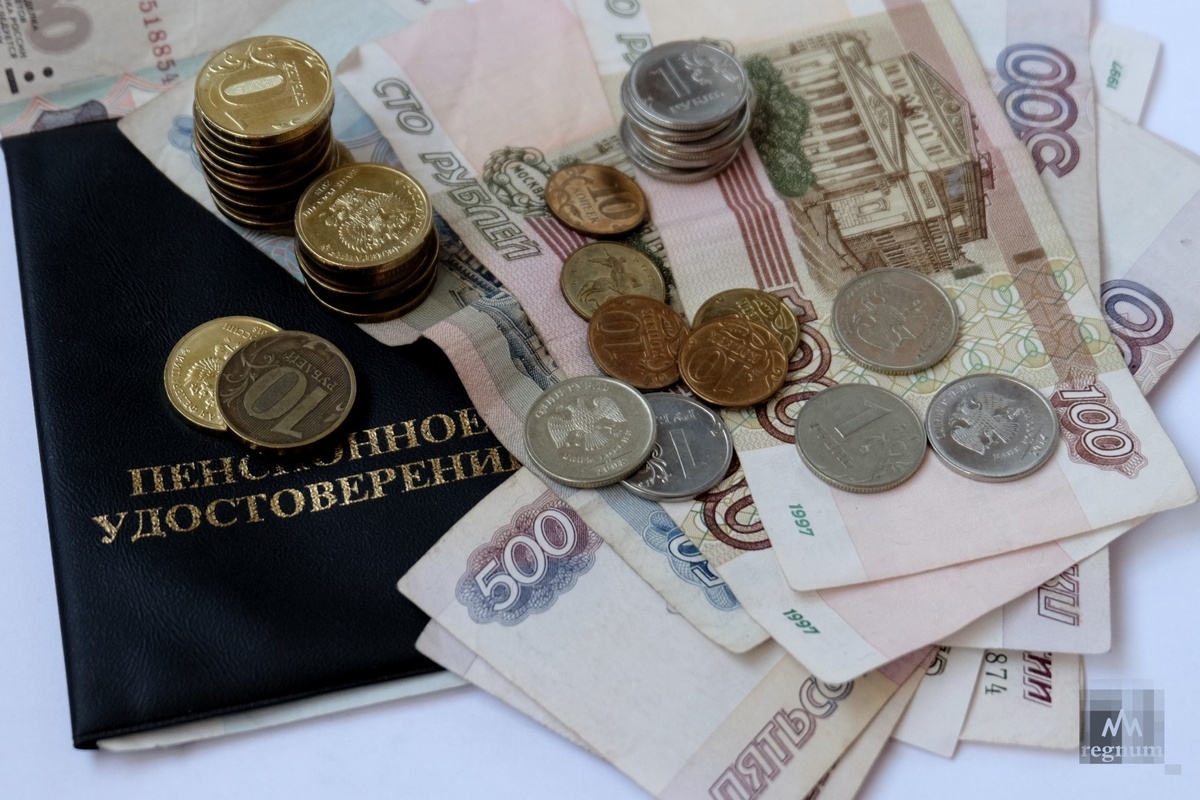 Какой уровень зарплаты необходим для максимума пенсионных баллов