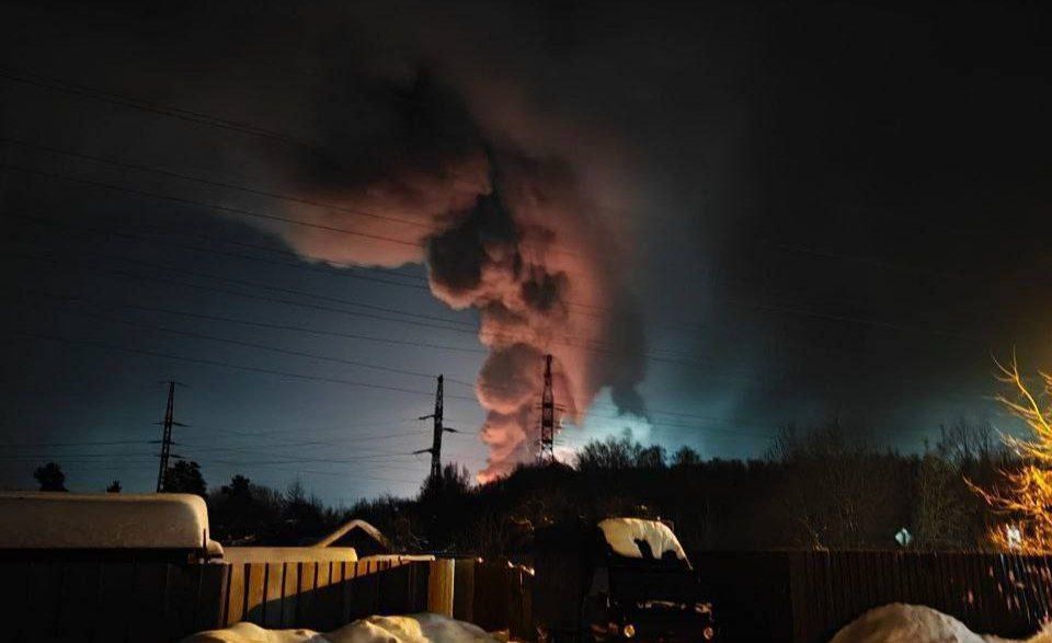 Олег Царёв: Силы ПВО с вечера сбили 82 украинских БПЛА над регионами России: 45 – над Волгоградской обл, 8 – над й Брянской, по 6 – над Ростовской и Саратовской, по 4 – над Орловской и Тверской, 3 – над Курской, по 1 – над...