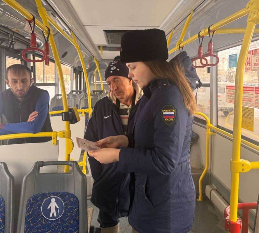 Прокуратура Волжского района Саратова провела проверку соблюдения требований законодательства в сфере транспортного обслуживания населения и транспортной безопасности