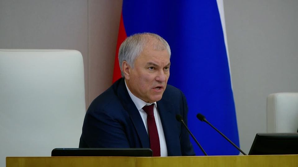 Надо брать тарифы в сфере ЖКХ под ОСОБЫЙ КОНТРОЛЬ и сделать всё, чтобы ЗАЩИТИТЬ НАШИХ ГРАЖДАН